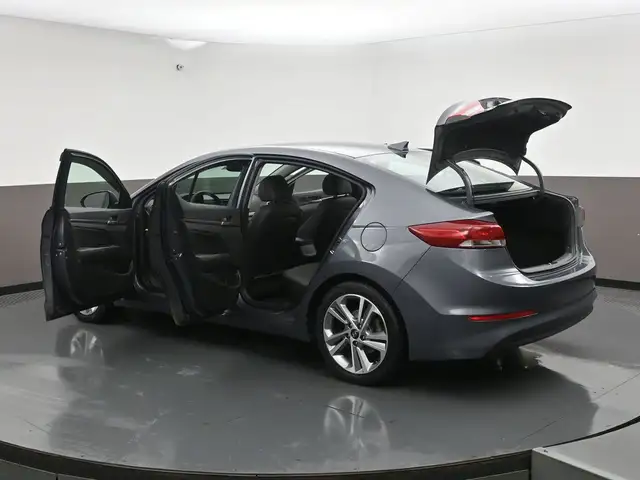 2018 Hyundai Elantra LIMITED Heated Seats/Wheel, Leather, Sunroo - Photo 50