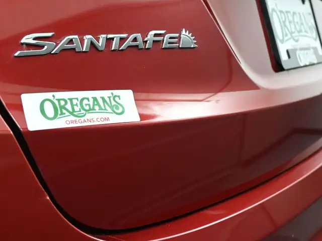 2017 Hyundai Santa Fe Sport Heated Seats/Wheel, Low KMS, Alloys, - Photo 20