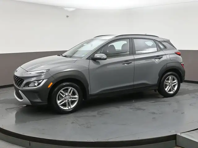 2022 Hyundai Kona Essential FWD Heated Seats, Alloys, Apple/Andr - Photo 3