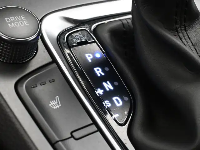 2022 Hyundai Kona Essential FWD Heated Seats, Alloys, Apple/Andr - Photo 9