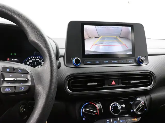 2022 Hyundai Kona Essential FWD Heated Seats, Alloys, Apple/Andr - Photo 10