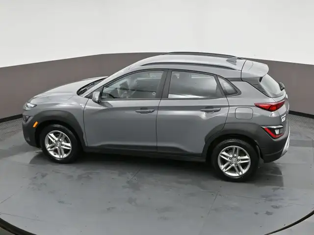 2022 Hyundai Kona Essential FWD Heated Seats, Alloys, Apple/Andr - Photo 36