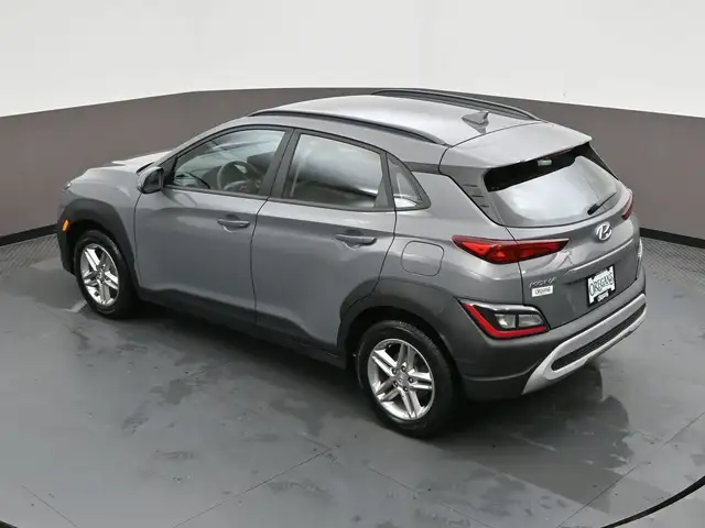 2022 Hyundai Kona Essential FWD Heated Seats, Alloys, Apple/Andr - Photo 37