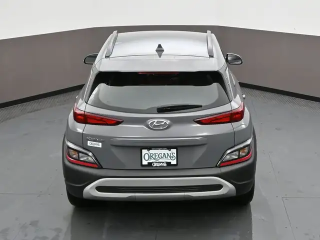 2022 Hyundai Kona Essential FWD Heated Seats, Alloys, Apple/Andr - Photo 38