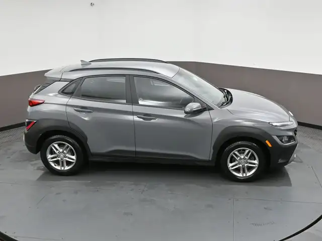 2022 Hyundai Kona Essential FWD Heated Seats, Alloys, Apple/Andr - Photo 40