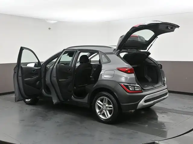 2022 Hyundai Kona Essential FWD Heated Seats, Alloys, Apple/Andr - Photo 46