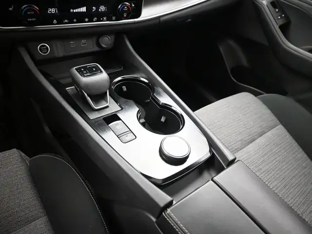 2022 Nissan Rogue SV AWD Heated Seats/Wheel, Blindspot/LKA, Appl - Photo 9