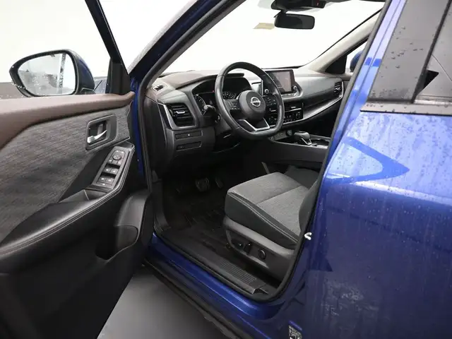 2022 Nissan Rogue SV AWD Heated Seats/Wheel, Blindspot/LKA, Appl - Photo 14