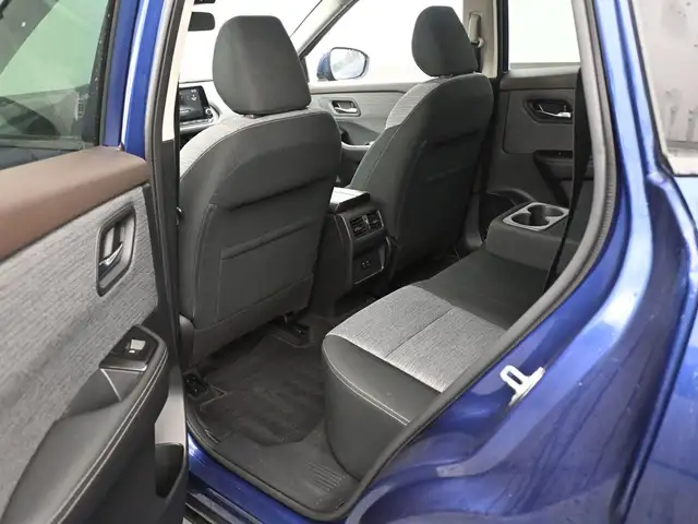 2022 Nissan Rogue SV AWD Heated Seats/Wheel, Blindspot/LKA, Appl - Photo 19