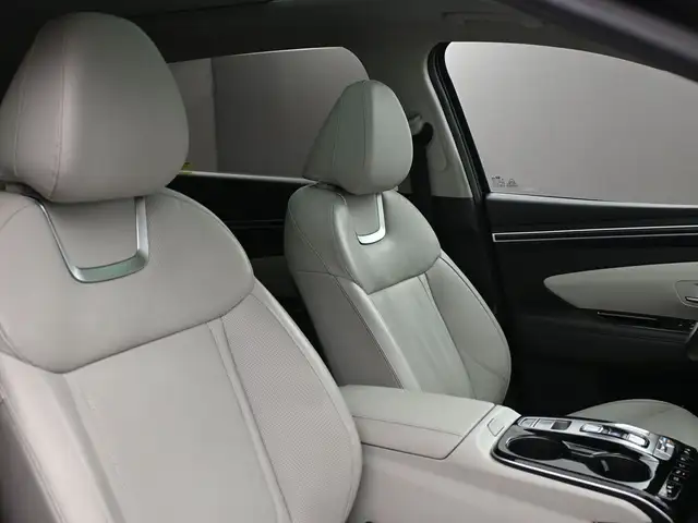 2024 Hyundai Tucson Ultimate PHEV One Owner!, Fully Loaded, Smar - Photo 28