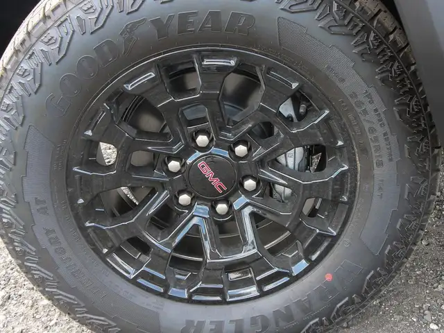 2026 GMC Canyon Elevation - $409 B/W - Photo 18