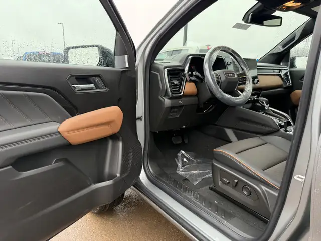 2026 GMC Canyon AT4 - Leather Seats - $455 B/W - Photo 7