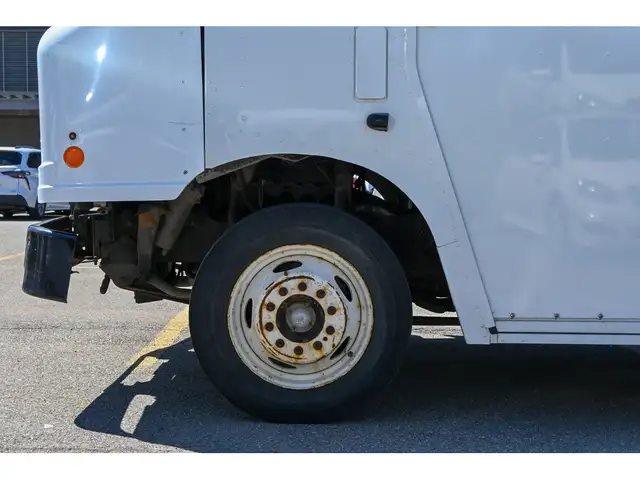 2017 Ford F-59 Commercial Stripped Chassis - Lease now for $1995 - Photo 4