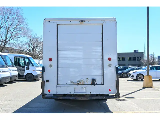 2017 Ford F-59 Commercial Stripped Chassis - Lease now for $1995 - Photo 7