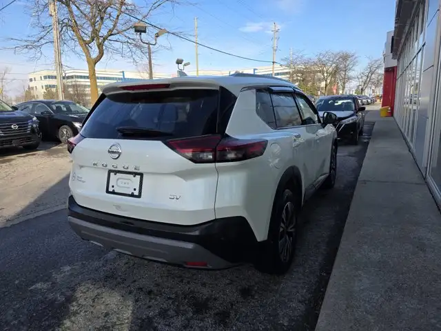 2021 Nissan Rogue SV - Photo 3
