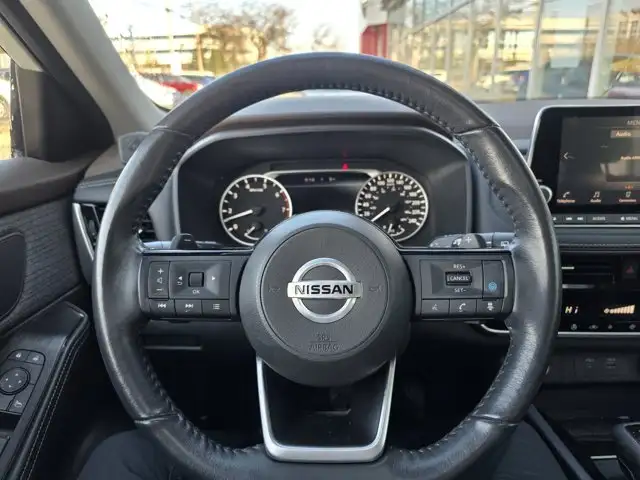 2021 Nissan Rogue SV - Photo 12