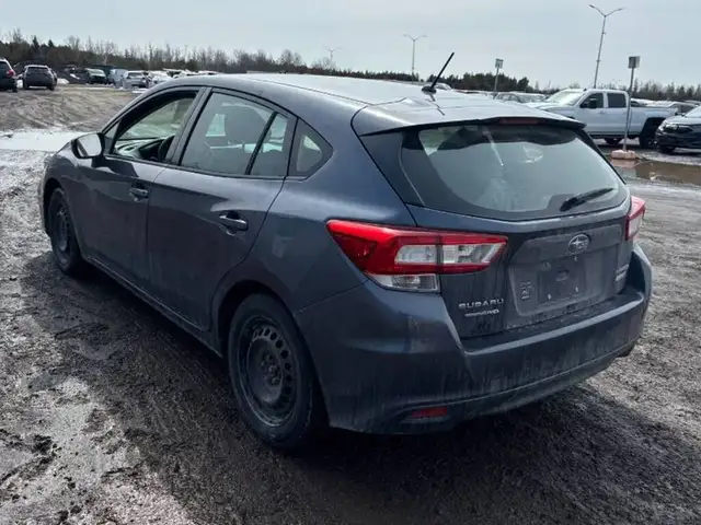 2017 Subaru Impreza Convenience l 2.0 l 4Cyl l 2 Sets of Wheels - Photo 7