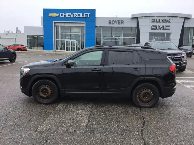 2020 GMC Terrain - Photo 2