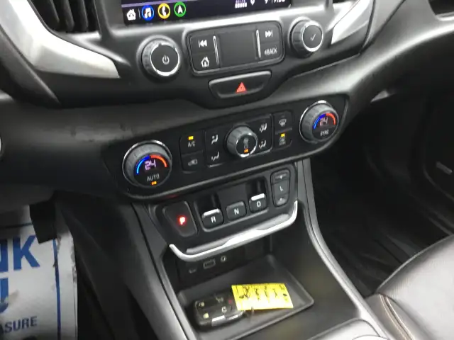 2020 GMC Terrain - Photo 13