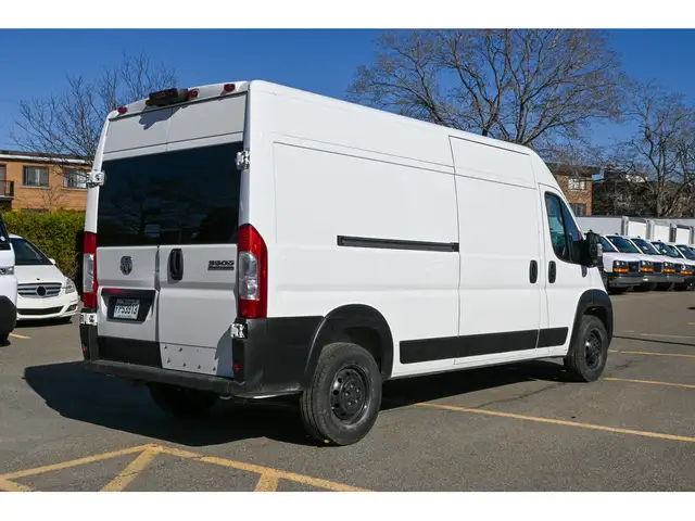 2023 Ram ProMaster Cargo Van 3500 High Roof  Lease AVAILABLE $1 - Photo 7