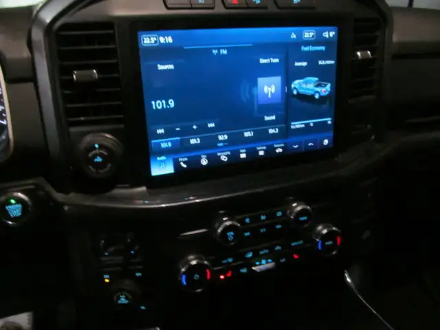 2022 Ford F-150 LARIAT - Photo 6