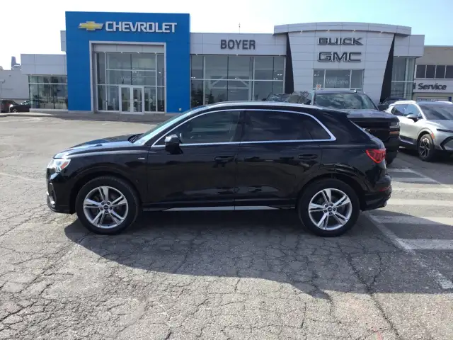 2021 Audi Q3 - Photo 2