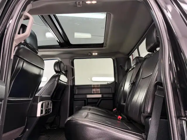 2018 Ford F-150 Lariat - Photo 11