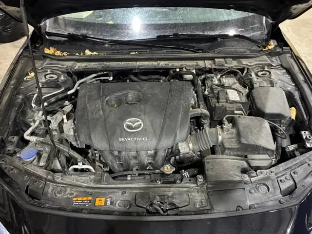 2023 Mazda Mazda3 ! Arriving Soon ! l GS l FWD l Auto l 2.0L l 4 - Photo 4