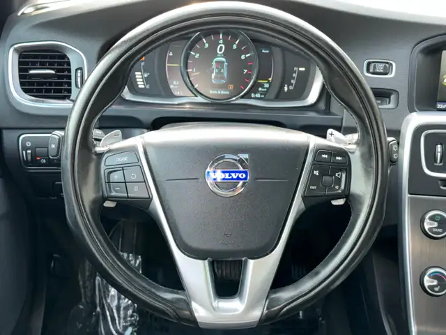2015 Volvo V60 4dr Wgn T5 Premier Plus AWD, Safety & Performance - Photo 15