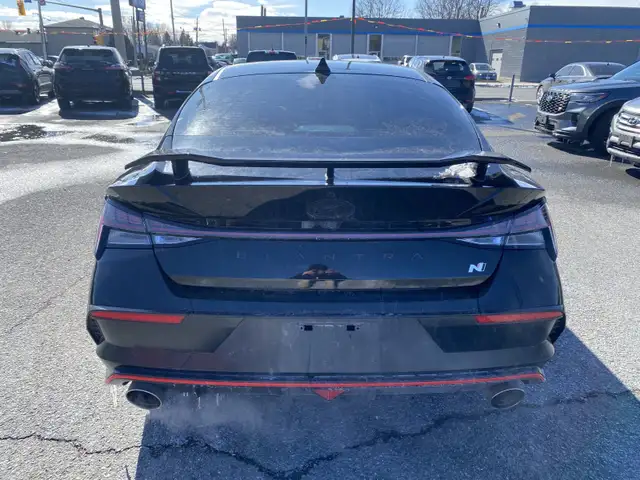 2024 Hyundai Elantra N - Photo 4
