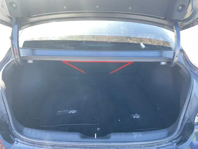 2024 Hyundai Elantra N - Photo 11