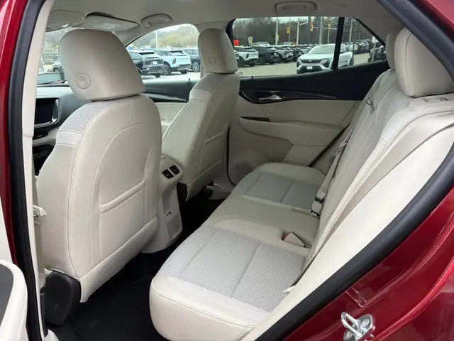 2023 Buick Envision Preferred ACTIVE NOISE CANCELLATION | WIR... - Photo 10