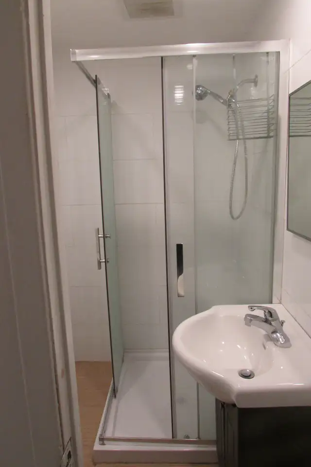 31/2 À LOUER,MEUBLÉ,ENSOLEILLÉ.ORIENTÉ SUD.LASALLE - Photo 9