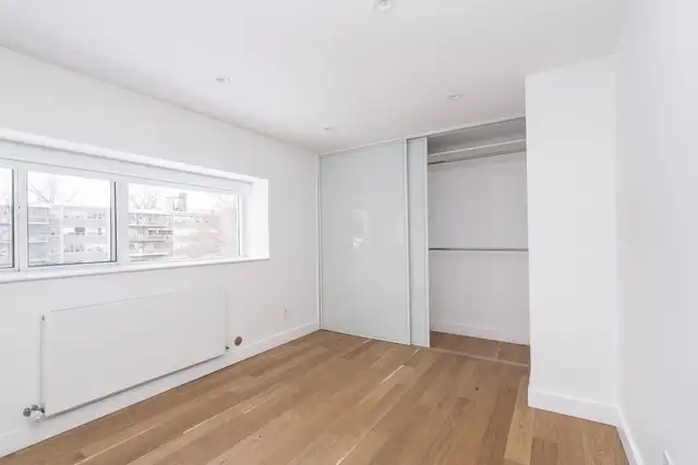 renovated two bedroom, Leslie and Lawrence - ID 4460 - Photo 10