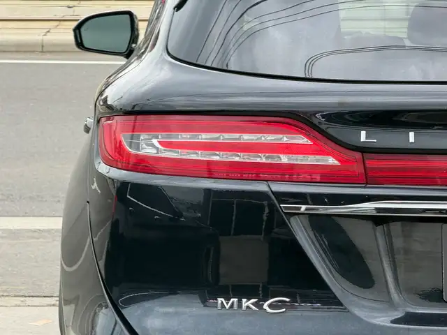 2019 Lincoln MKC RESERVE | PANO | NAVI | LOADED - Photo 12