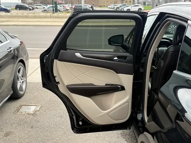 2019 Lincoln MKC RESERVE | PANO | NAVI | LOADED - Photo 35