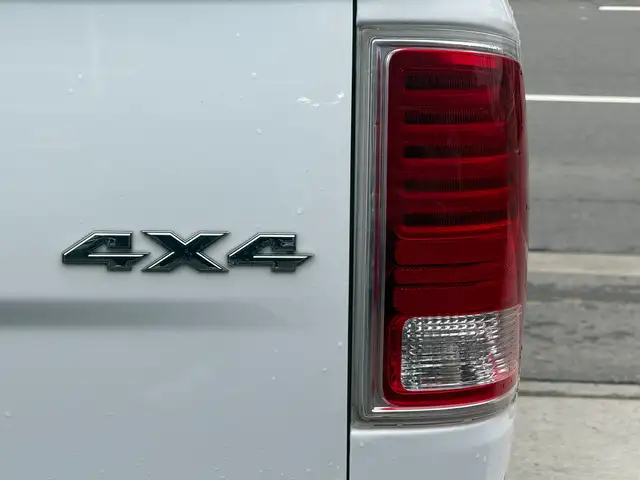 2016 Ram 1500 LONGHORN | REMOTE START | ALPINE | PANO - Photo 9