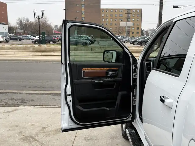 2016 Ram 1500 LONGHORN | REMOTE START | ALPINE | PANO - Photo 14