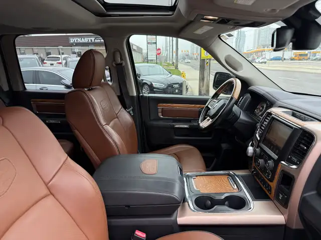 2016 Ram 1500 LONGHORN | REMOTE START | ALPINE | PANO - Photo 32