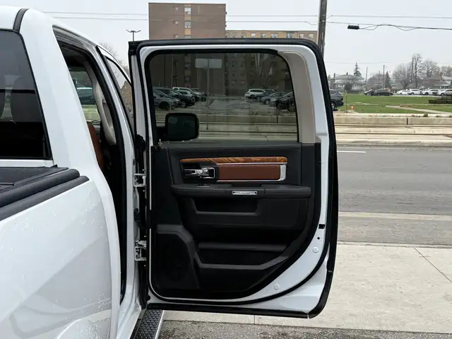 2016 Ram 1500 LONGHORN | REMOTE START | ALPINE | PANO - Photo 34