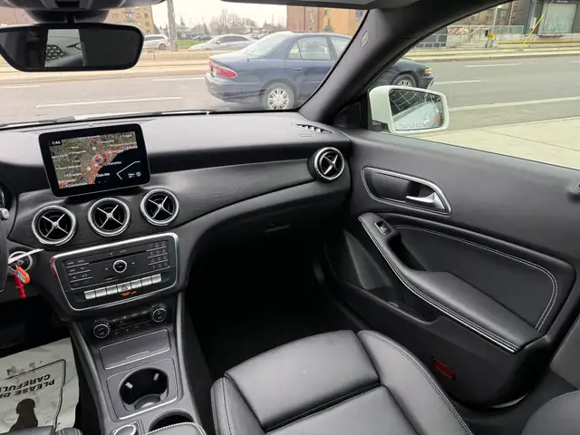 2018 Mercedes-Benz CLA-Class //AMG PKG | ONE OWNER | PANO | NAVI - Photo 20