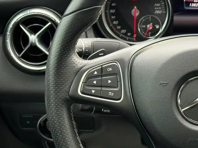 2018 Mercedes-Benz CLA-Class //AMG PKG | ONE OWNER | PANO | NAVI - Photo 23