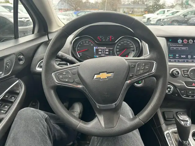 2016 Chevrolet Cruze LT - Photo 9