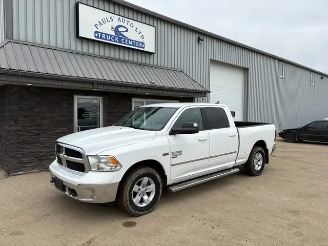 2019 Ram 1500 Classic Crew Cab 4X4 SLT 5.7L - Clean Title