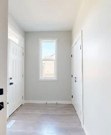 #8731- 4Bed/ 3Bath Duplex in Whispering Ridge! Avail Now. $2700 - Photo 2