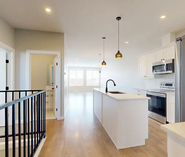 #8731- 4Bed/ 3Bath Duplex in Whispering Ridge! Avail Now. $2700 - Photo 3