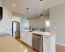 #8731- 4Bed/ 3Bath Duplex in Whispering Ridge! Avail Now. $2700 - Photo 5
