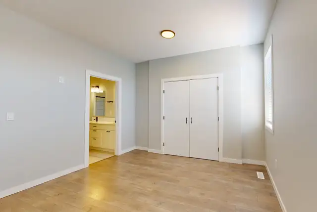 #8731- 4Bed/ 3Bath Duplex in Whispering Ridge! Avail Now. $2700 - Photo 10