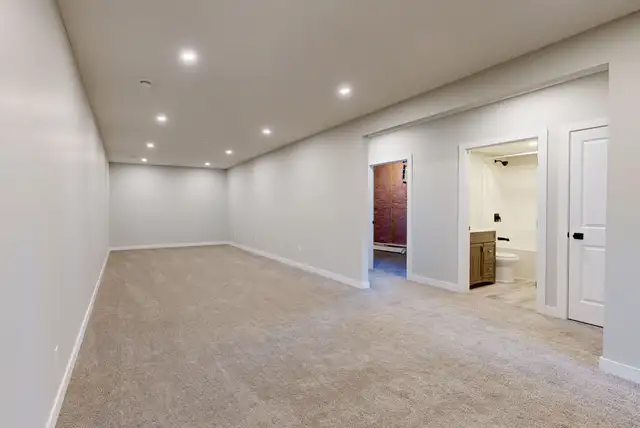 #8731- 4Bed/ 3Bath Duplex in Whispering Ridge! Avail Now. $2700 - Photo 20