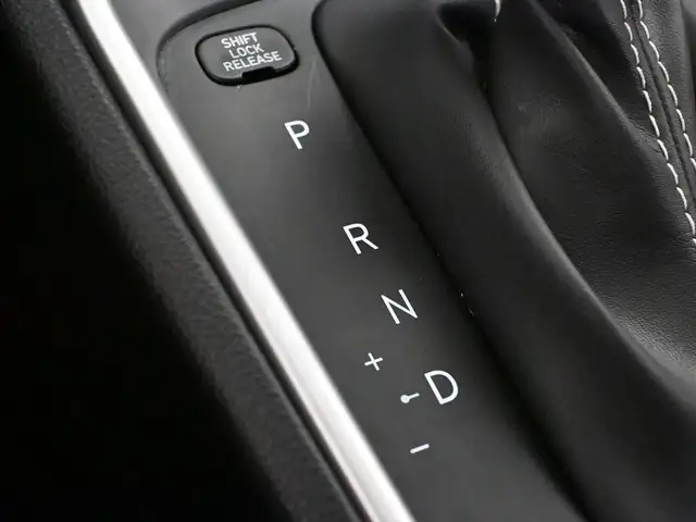 2024 Hyundai Venue PREFERRED BACKUP CAMERA HEATED SEATS & MORE! - Photo 8